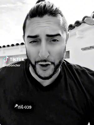 A post by @mariela.ltr77 on TikTok caption: tod@s estamos contigo @🥰🍀Juan Carlos Laboncler 🍀🥰 no te rindas eres maravilloso y tu trabajo es ejemplar