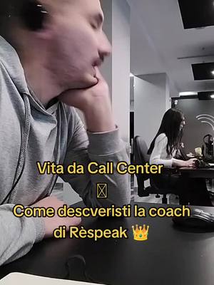 A post by @onybur_ on TikTok caption: #vitadacallcenter #colleghidicuffia #operatorecallcenter #operatoretelefonico #callcenteritaliano #callcenter #callcenteritalia #rèspeak👑 #cerchilavoro❓ #vitadacallcenterparte2 #neiperte #perte #fyp #fypシ