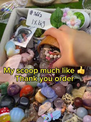 A post by @landcrystal_vip on TikTok caption: 🐍#crystalscops #crystalconfettiscoop #luckyscoops #crystalscoop #oceanjasper