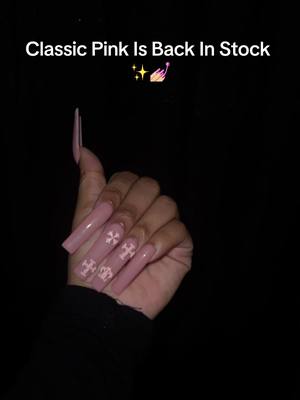 A post by @princesscutvv on TikTok caption: Classic Pink Is Backk 😍🫧🫧  . . #pressonnails #gelpressons #xxlpressonnailsets #luxurypressonnails #acrylicpressons #pressontutorial 