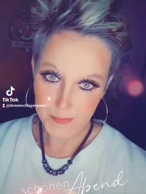 A post by @doreenschlagerqueen on TikTok caption: Duett me 🎼#🖤💎bediamond💎🖤 #💎🖤🐺♥️wolfsblut♥️🐺🖤💎 #schlagerteam❤️ #schlagerstammtisch💜 #noblefamily #noblequeens👑 #noble🖤💎bediamond💎🖤 #Duett #liebegehtraus♥️