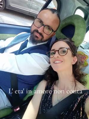 A post by @sara.gege on TikTok caption: 21 anni di differenza l'età in amore non conta! #babygir💗💗💗💖💖💖❣️ #lealidelsogno #🧿 #momenti