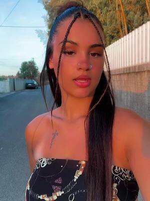 A post by @dsmel_ on TikTok caption: Jtrie mes brouillons #pourtoi #foryoupage #fypシ #foryou #parati #🇵🇹 