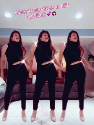 A post by @paty1156 on TikTok caption: #viernesdesalsa #peruchos #bailandoando #parati 