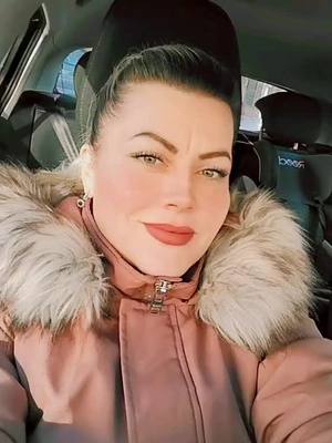 A post by @eugeniapresura on TikTok caption: Suntem ceea ce lăsăm în inimile oamenilor 💞 #viata #nutritie #muzica_pe_suflet #femeidesucces #mamaatreicopii♥️♥️💙 #fouryou  https://www.mysnep.com/it/390177014