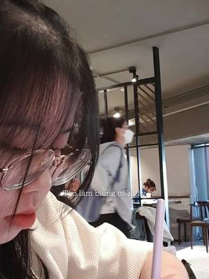 A post by @win.minnie on TikTok caption: Tìm được cái sound nói đúng định hướng cuộc đời mình ghê :>> #fyp #studytime #studywithme #studytok #foryou 