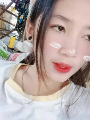 A post by @single.vin0 on TikTok caption: #កូនអ្នកចំការ 