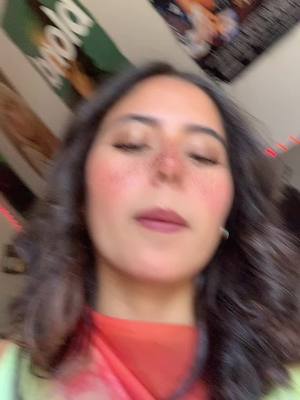 A post by @samygodina on TikTok caption: ayy me encontre con este borrador de mi cumpleaños #quehermosa #fyp 