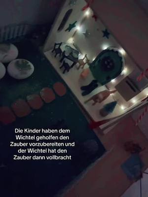 A post by @vi_schoen on TikTok caption: #wichtelzauber #wichtel #kinderjoy #weihnachten #kinder #vischön