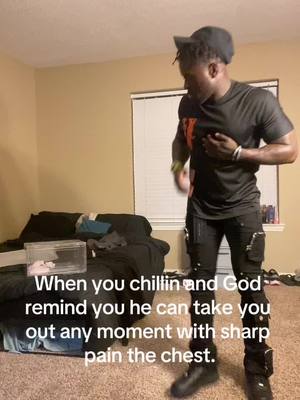 A post by @mr.blackbeauty_ on TikTok caption: Shi be hurtinnn #foryoupage #funnyvideos #fypage 