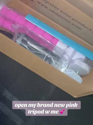 A post by @kenzodaslimeee on TikTok caption: im becoming a pink girlie idk what’s wrong 😩😩 ( LINK IN MY AMAZON STOREFRONT) #pinktripod #pinktripod360 #amazonstorefrontamazonfinds #tripodsoftiktok #compacttripods 