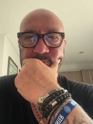 A post by @walterzenga_official on TikTok caption: @Corriere dello Sport INTERvista … quali sono i vostri 3 Portieri Italiani 🇮🇹 preferiti attuali??? #portieri #portieridicalcio #portierisinasce 