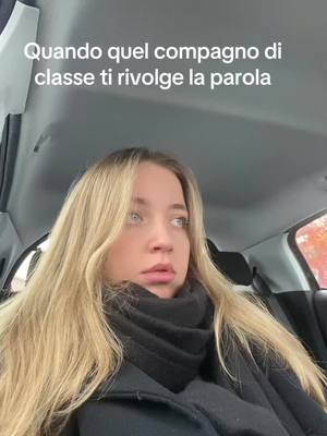 A post by @tbtnoe on TikTok caption: Lo abbiamo avuto tutti… #natale #scuola 