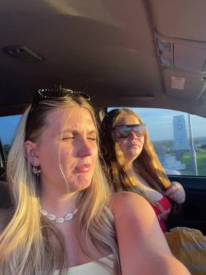 A post by @xoxo.basicwhitegurl on TikTok caption: sums up our friendship😮‍💨