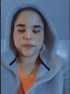 A post by @stephaniepena41 on TikTok caption: solo me gusta la canción 🤭😘#mi 