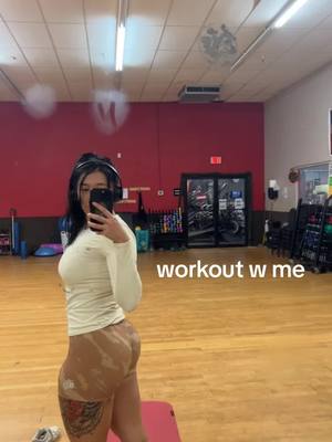 A post by @starslutonacid on TikTok caption: beginner friendly workout <3 this lift got me right today