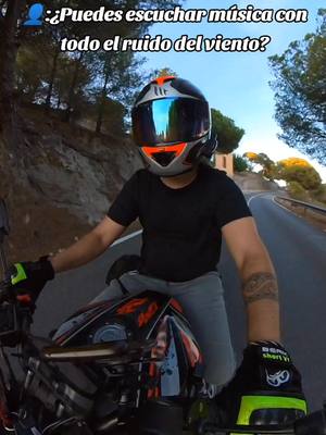 A post by @acerider_ on TikTok caption: Claro que se puede 🫡🎶🎶 #motorbike #mt09 #viral #parati #motorcycle #yamaha #A2 #mt07 #moto #fyp #foryou #bikelife #motero #CapCut #paratipage #rideordie🤘🏻 #rider #ride #gas #Lifestyle #viralvideo #trend #trending #newtrend  #musica #intercom 