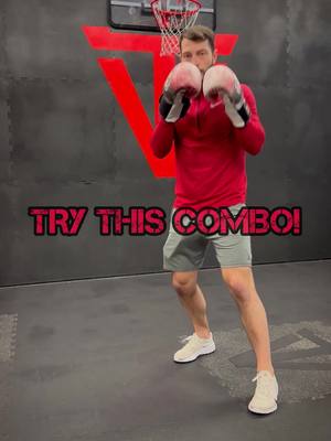 A post by @improveboxing on TikTok caption: TRY THIS COMBO 😅#improveboxing #boxing #fyp #viralvideo #Footwork #foryoupage 