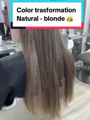 A post by @terrydunnhairdressing on TikTok caption: Full set of foils highlights with lowlights to match clients natural base color. Blonde transformation on natural hair.Long natural hair colouring  #blonde #transformation #terrydunnhair #fypシ #redkenshadeseq #fyp #glasgow 