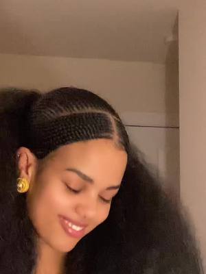 A post by @kemey_dina_nehna on TikTok caption: Merry christmas 🎄🎅 #eritreantiktok #eritreamusic #temesgenyared