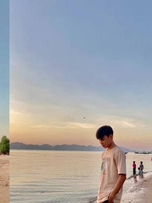 A post by @vith_ily on TikTok caption: Amm zemm #fypシ #beach  #kep #angkol 