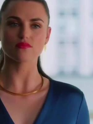 A post by @fb.katie._mh07 on TikTok caption: #CapCut #lenaluthor #katiemcgrath  sete extraña solecito irlandés ❤❤@May🌈🌙 @@Supercorp 