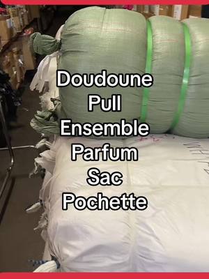 A post by @_grossiste_en_ligne.com on TikTok caption: #destockage #grossiste venez profiter de ces gros destockage a sartrouville 