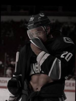 A post by @rasmythauthor on TikTok caption: Frozen Hearts (Halston U book 1) by R.A. Smyth #hockeyromancebooks #hockeyromance #hockeyromancebook #sportsromancebooks #collegeromancebooks #darkromancebooks #whychooseromance #stepbrotherromance #rasmythauthor #kindleunlimited 