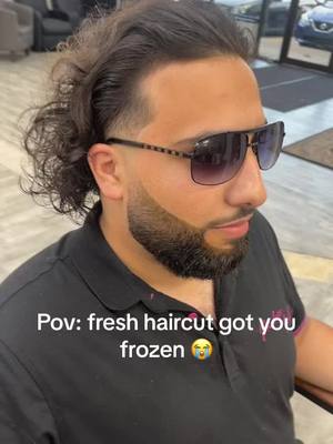 A post by @murrycutz on TikTok caption: #likethat #barber #barberlife #pov 