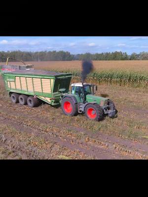 A post by @kamasu666 on TikTok caption: Big Fendts make Big Smoke.. 2x Fendt 1050, Xerion 4200, Fendt 8XX hauling the corn.. love it #harvest #agriculture #farmtok #farmlife #agrar #viral #farm #fendt1050 #kronebigx1180 #best #youtube #krone 