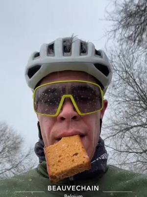 A post by @bricededeurwaerdere on TikTok caption: Wesh snow in belgium ?? 🥶 #whereisthesun #wintertrainingvibe #wtf 