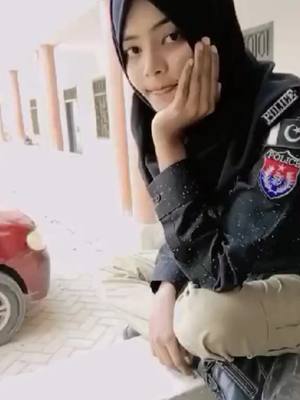 A post by @maryam__bajwa on TikTok caption: #foryoupage #foryou #punjabpolicezindaabad #punjabpolice #videoviral 