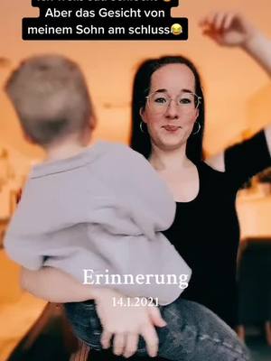 A post by @jacyradem on TikTok caption: #erinnerung #haha #funny #fy #malso 