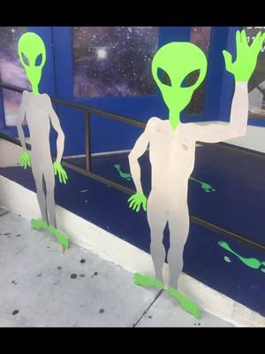 A post by @tammynavarrette on TikTok caption: #tiktok #alien #newmexico #roadtrip #memories #doyoubelieve #ufo 