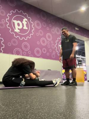 A post by @thedreweffect on TikTok caption: The amount if dads that dont do things with their kids is crazy. Spend some time and have fun with em #girldad #girldadtiktok #daddydaughter #gym #planetfitness #dadsoftiktok 