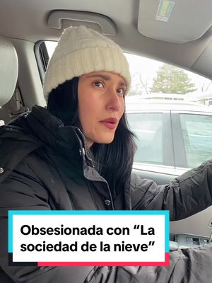 A post by @fernandaymariana04 on TikTok caption: Nivel de obsesión con #lasociedaddelanieve y se sabe cada dato curioso 🤣🤣🤣 #lgbt🌈 #lgbtq #marianayluisa #lesbiansoftiktok #lesbianastiktok #lasociedaddelanievenetflix #esposaslgbtq👩‍❤️‍👩🏳️‍🌈🥂 #wifeandwife 