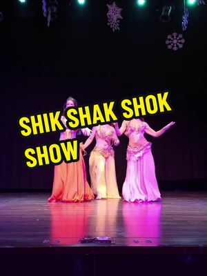 A post by @paulabellydina on TikTok caption: @Tharsis Bellydance Company @Shahla Sousa #shikshakshok #bellydancecostume #lovebellydancing #danzadelvientreespaña #danzaorientalespaña #danzaarabe #bellydancers #bellydance #raqssharqi #dancadoventre #hipsdontlie 