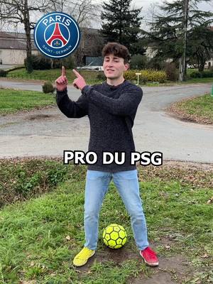 A post by @iamjoaskills on TikTok caption: J’affronte un joueur PRO du PSG sur FC24 ! ⚽️😳 #starfreestyle #football #sportstiktok #pro #psg 