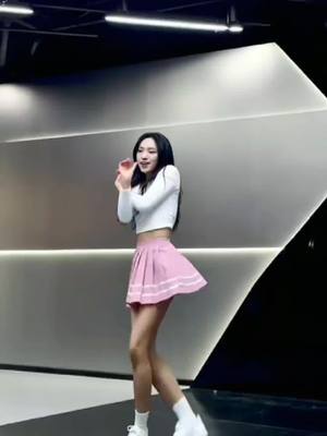 A post by @dancerlin996 on TikTok caption: let me sweet part 5 #dance #dancechallenge #duet #kpop #dancer #tiktok #Lifestyle #shorts