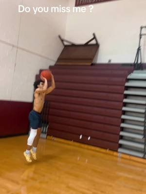 A post by @jalyn2323 on TikTok caption: Bae its the side goals… #hoops 