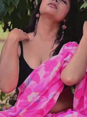 A post by @babyroselove1 on TikTok caption: NEW SHOOT HOT PINK SAREE AND SLEEVLESS BLACK #saree #model #tamil 