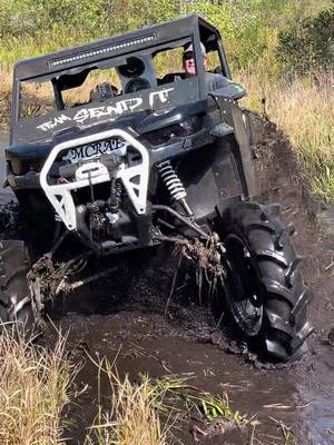 A post by @concretemoney321 on TikTok caption: 🙌 Defender gang showed out yesterday!! #canamdefenderlimited #superatv #highlifter