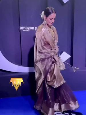 A post by @rileyemy on TikTok caption: Rekha ji🫶🤩#gracefulvibes#nitamukeshambaniculturalshow#the legendary rekha ji#Love &respect#stayblessedalways #bollywood #bollywoodsong #oldisgold 