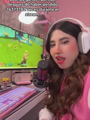 A post by @elizabethgeek on TikTok caption: Me retiro para mejor no dar verguenza JAJAJA #gamerentiktok #gamer #streamer #GamerGirl #setupgaming #humor #humortiktok #parati 