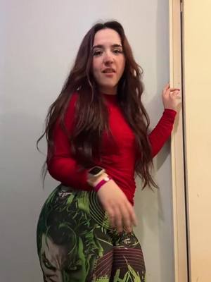 A post by @ericaaaguirre on TikTok caption: Ella una diabla, mira como baila👹🪭 #trend #parati #fypシ 