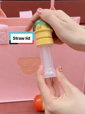 A post by @homljie_us on TikTok caption: Multifunctional straw lid#foryou #MomsofTikTok #toddlersoftiktok #zakdesigns #fy #fyp #leakproofcup #toddlermomsoftiktok