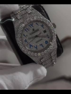 A post by @lifestyle_test on TikTok caption: #diamond #diamonds #watch #diamondwatch #patekphilippe 