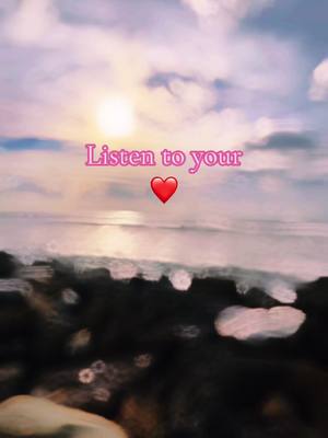 A post by @giovana.lenette on TikTok caption: #share #posititivity #positivevibes #Love #peace #spreadlove #fyp #beach #view #foryou #motivation 