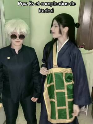 A post by @lory_jdr on TikTok caption: Todos saltando🤸 . #cosplay #jujutsukaisen #gojousatoru #getocosplay #gojocosplay #getosuguru #humor #jujutsukaisencosplay #gojo #fyp #parati #fypシ 