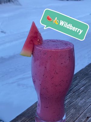 A post by @smoothiebooster on TikTok caption: #smoothie #fyp #snow #viral 